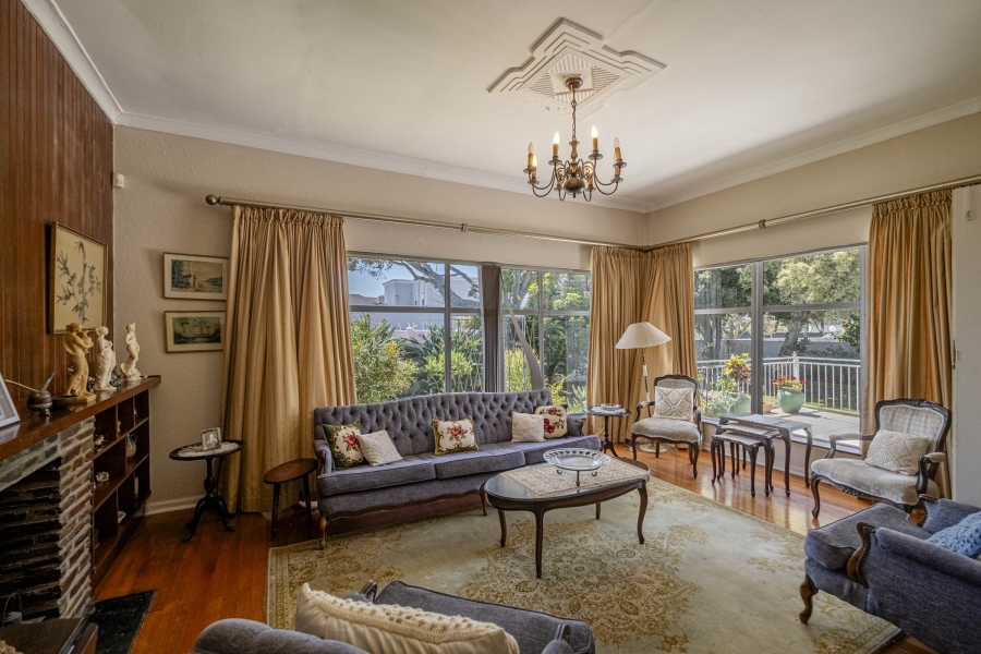 13 Bedroom Property for Sale in Summerstrand Eastern Cape